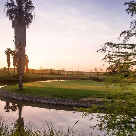 Taina Bajo Muro Apartamento